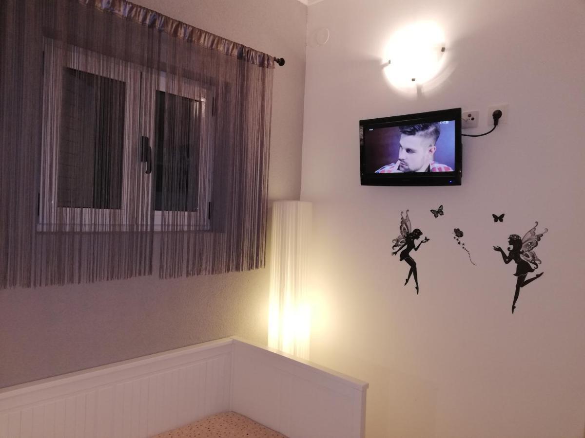 Hotel Apartman Komadina Makarska Zewnętrze zdjęcie
